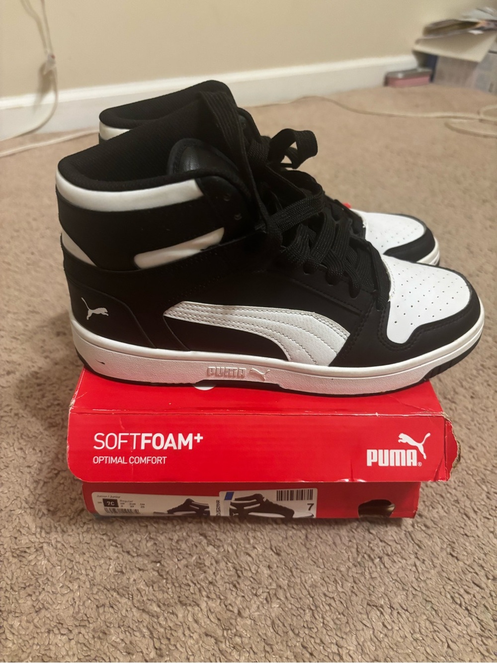 Puma Men’s Black and White High-Top Sneakers with Classic Formstrip